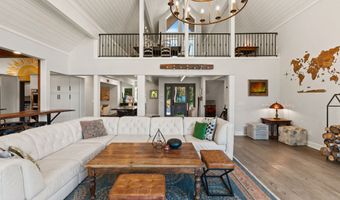 17562 W Swan Shores Rd, Bigfork, MT 59911