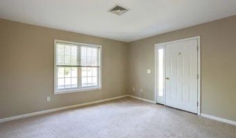 45 1 Stonington Ln, Amherst, NY 14068
