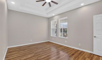 5508 GOLDEN ISLES Dr, Apollo Beach, FL 33572