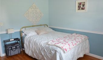 4 Norton Dr, Cumberland, RI 02864