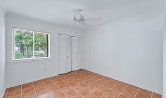 1826 TIERRA VERDE Dr, Atlantic Beach, FL 32233