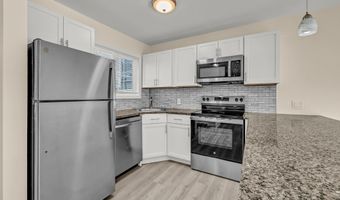 113 Park Ave 18, Danbury, CT 06810