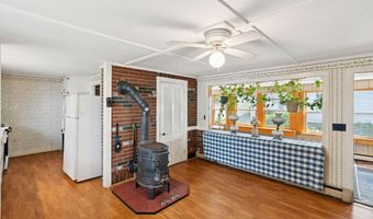 49 Sewall St, Augusta, ME 04330