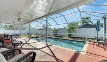 412 FLAMINGO Dr, Apollo Beach, FL 33572