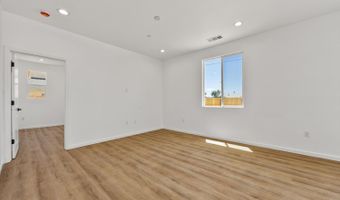9224 Holly Ave, California City, CA 93505