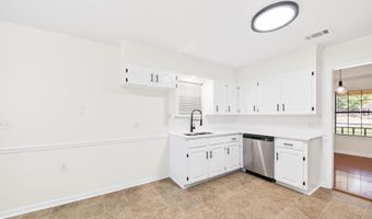 2101 Kamak Dr, Beebe, AR 72012