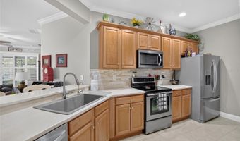 342 BLUEWATER FALLS Ct, Apollo Beach, FL 33572