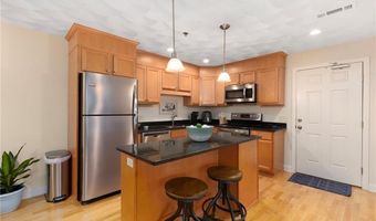 45 Saw Mill Dr 305, North Kingstown, RI 02852