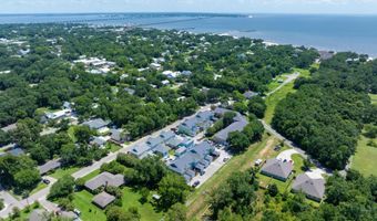 216 Carre Ct 3, Bay St. Louis, MS 39520
