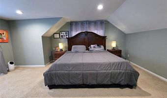 202 Pleasant Ave, Bergenfield, NJ 07621