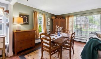 24 Sawyer Pl, Albany, NY 12208