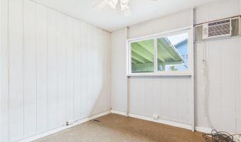 1261 Ulupii St, Kailua, HI 96734