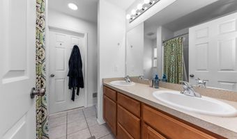 1692 Enclave Ln, Ann Arbor, MI 48103