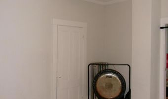 121 Summer St, Auburn, ME 04210