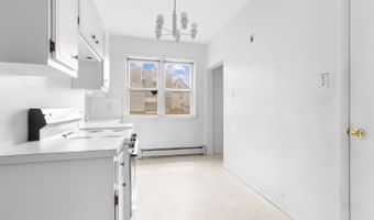 42 E 40th St, Bayonne, NJ 07002
