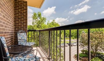 200 N PICKETT St 308, Alexandria, VA 22304