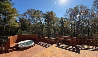 9209 VENDOME Dr, Bethesda, MD 20817