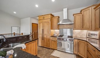 1203 NE 47th St, Ankeny, IA 50021
