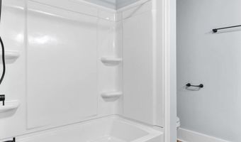 906 Fair St, Camden, SC 29020