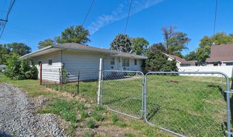 230 8th St, Adams, NE 68301