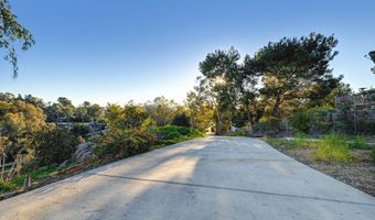 2008 Rockhoff Rd, Escondido, CA 92026