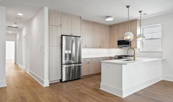 525 AVENUE E 2, Bayonne, NJ 07002