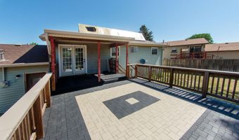 908 CREST PARK Dr, Cheyenne, WY 82001