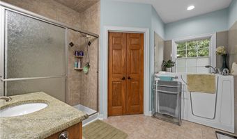 1023 N Quarry Rd, Amherst, OH 44001