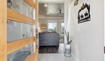 682 STUART Rd, Adkins, TX 78101