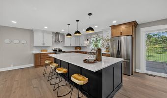 33944 Overton Cir, Adel, IA 50003