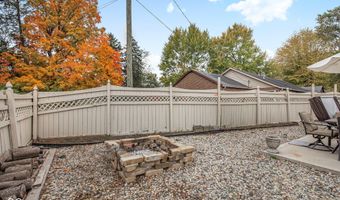 34 Colony Rd, Anderson, IN 46011