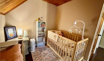 209 Skunk Hill Rd, Hopkinton, RI 02832