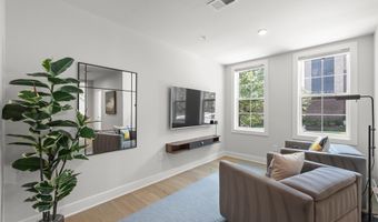 43442 CROSON Ln 100, Ashburn, VA 20148