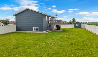 2020 S Lawson St, Aberdeen, SD 57401