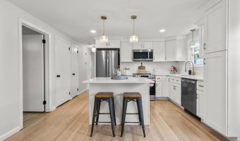 103 Perry Rd, Bristol, CT 06010