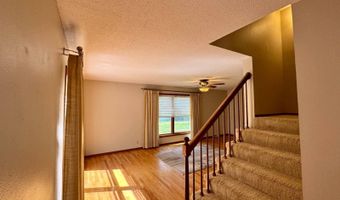 1005 3rd St, Britton, SD 57430