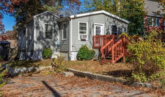 25 Mohawk St, Coventry, RI 02816