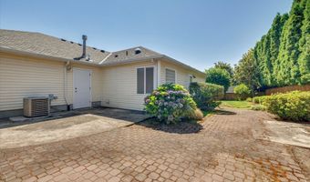12997 SE LA CRESTA Dr, Milwaukie, OR 97222