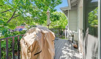 2214 McCall Dr, Ashland, OR 97520