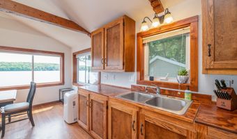4 Tabert Ln, Belgrade, ME 04917