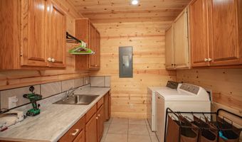 4978 S 11th Rd, Aldrich, MO 65601