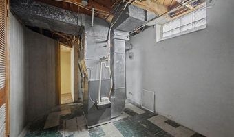 9952 Park Ave, Allen Park, MI 48101