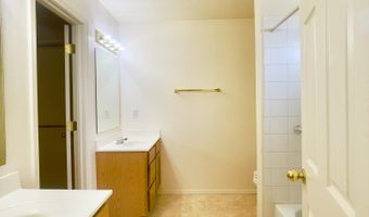 6419 Amberside Rd NW, Albuquerque, NM 87120