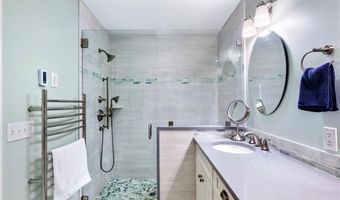 406 Corey Ln, Middletown, RI 02842