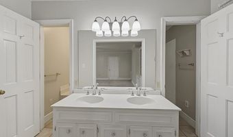 2205 Star Ln, Albany, GA 31707