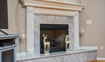 158 APPLE Ln, Afton, VA 22920