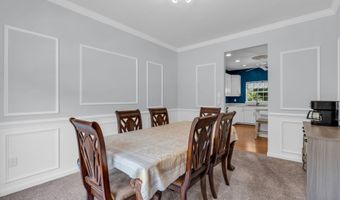 18 Foxmoor Ln, Bayville, NJ 08721