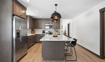 621 Sundance St, Amery, WI 54001