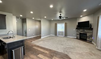 5762 Northside Xing Unit A, Chubbuck, ID 83202