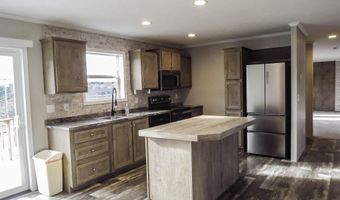 37 Jacob Rd, Belfast, ME 04915